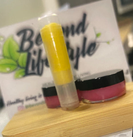 Lip scrub